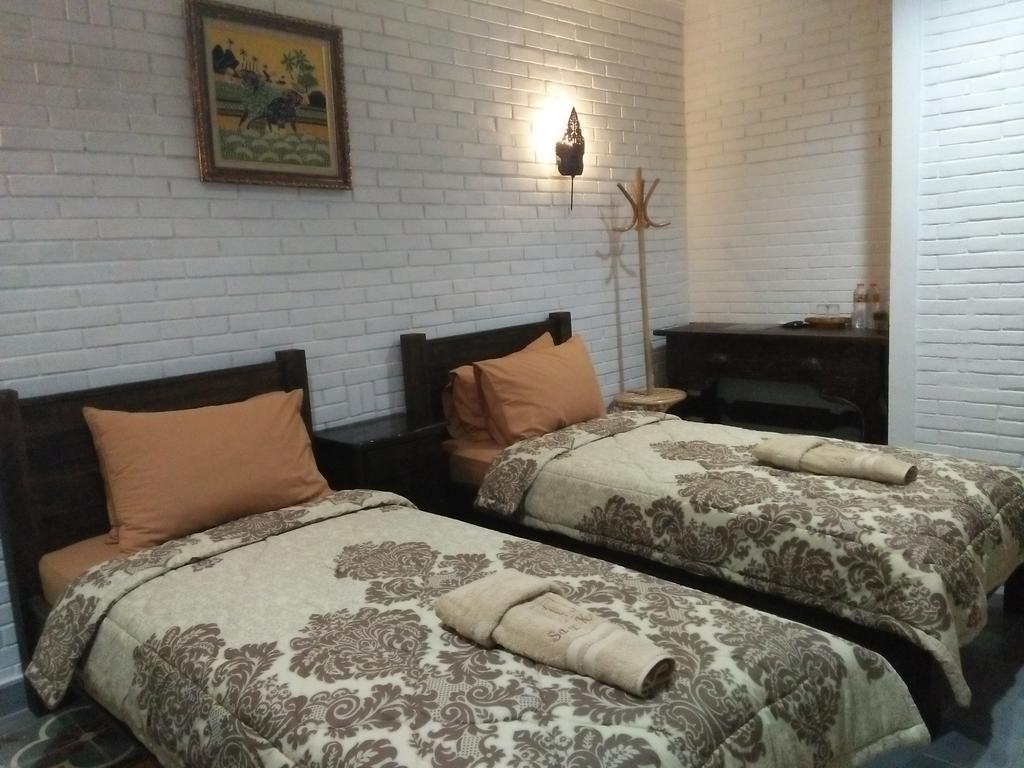 Satu Kayen Guest House Sleman  Buitenkant foto