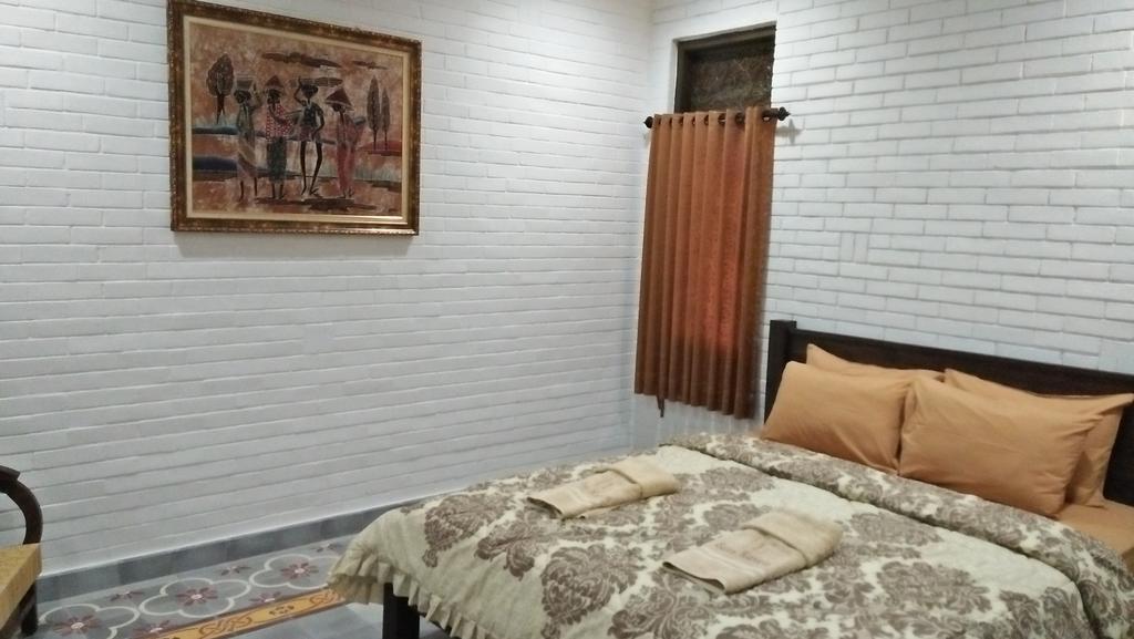 Satu Kayen Guest House Sleman  Buitenkant foto