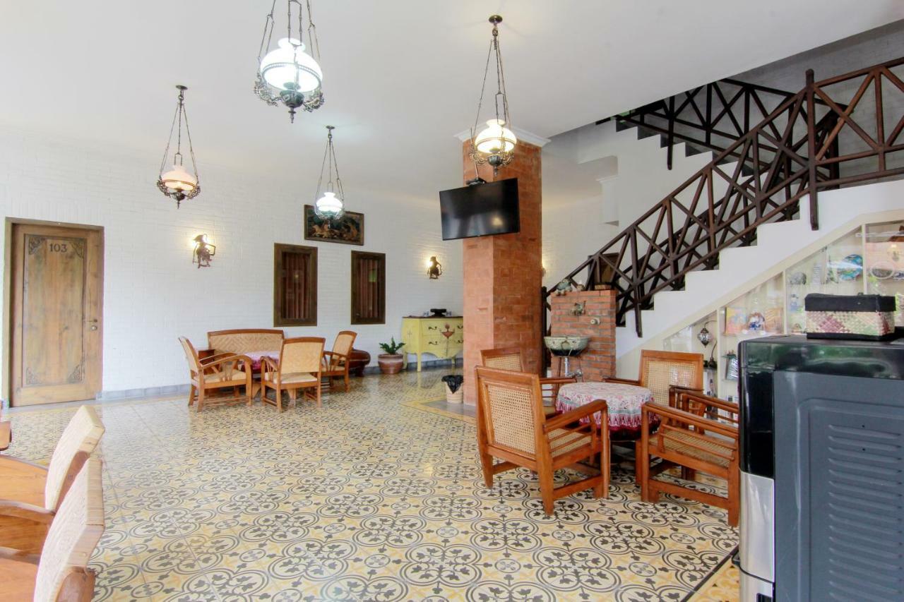 Satu Kayen Guest House Sleman  Buitenkant foto